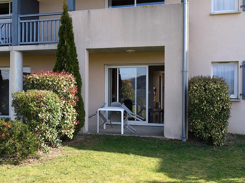 hotel-restaurant-avec-golf-a-vendre-en-hautes-pyrenees-3