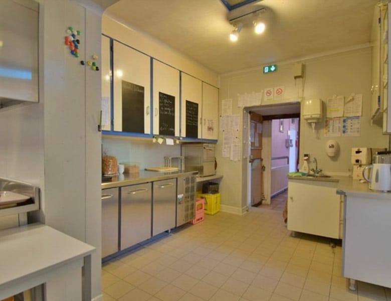 hotel-restaurant-de-11-chambres-100-couverts-a-vendre-a-le-bugue-dans-la-dordogne-11