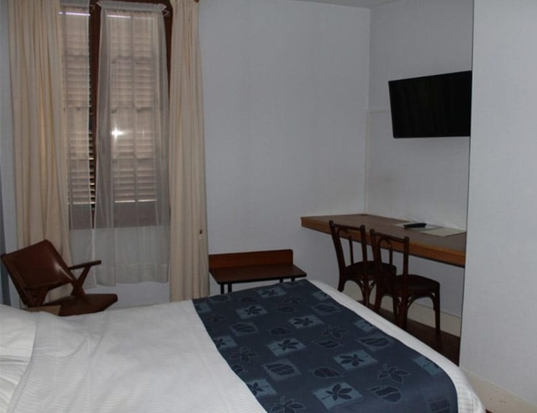hotel-restaurant-de-26-chambres-a-vendre-proche-de-dijon-dans-le-jura-11