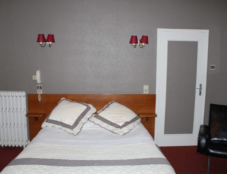 hotel-restaurant-de-26-chambres-a-vendre-proche-de-dijon-dans-le-jura-17