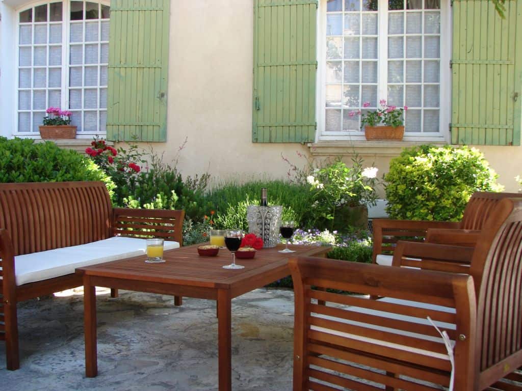 Hotel bureau- Ventoux-Vaucluse- VPA 6