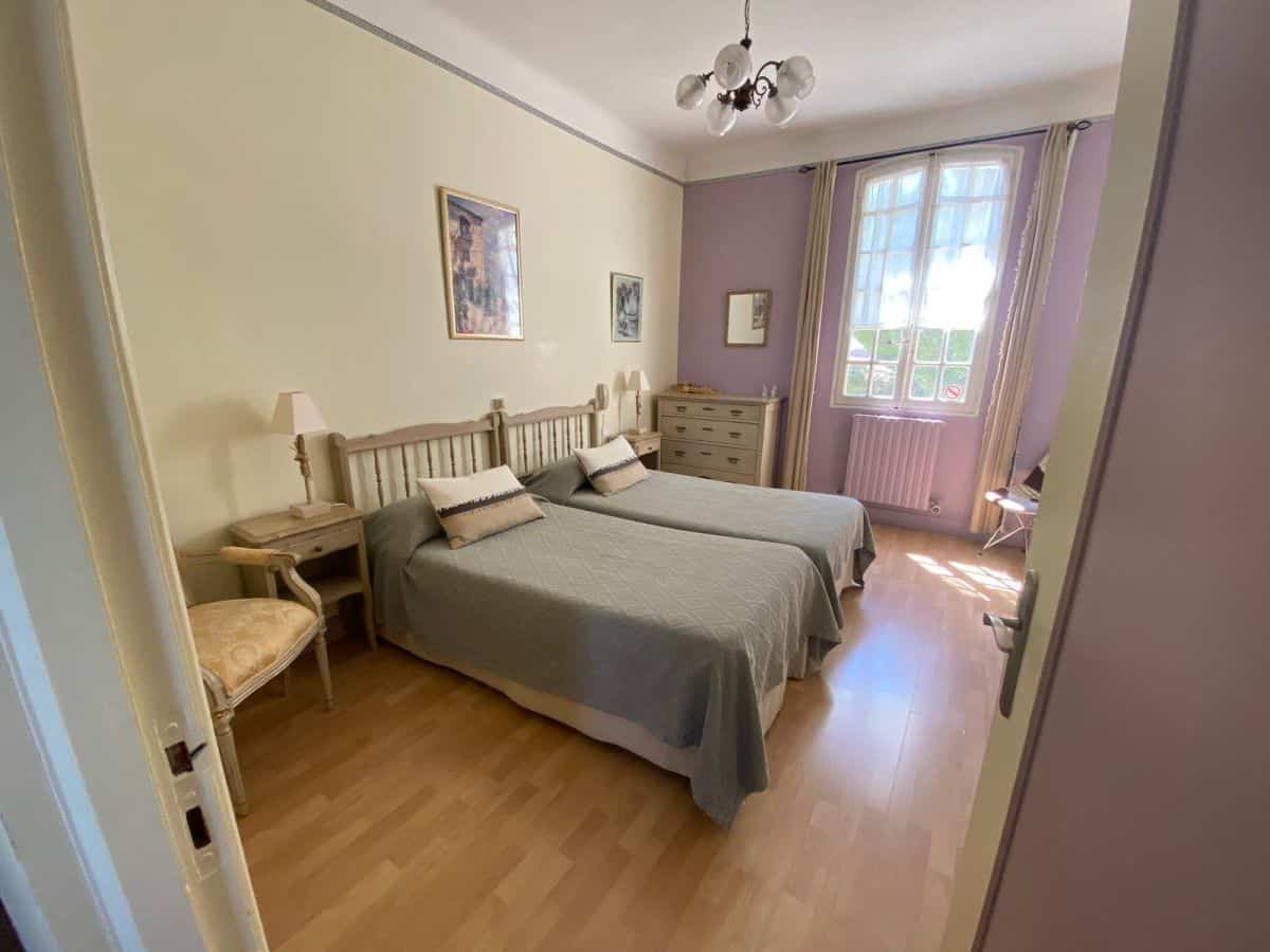 Hotel bureau- Ventoux-Vaucluse- VPA-8.jpg