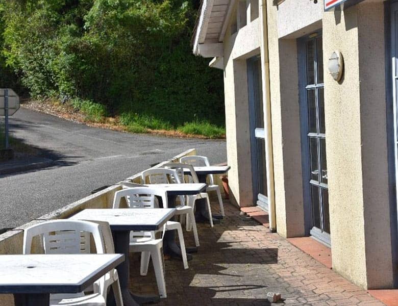 a-vendre-cafe-hotel-restaurant-de-8-chambres-dans-le-gers-13