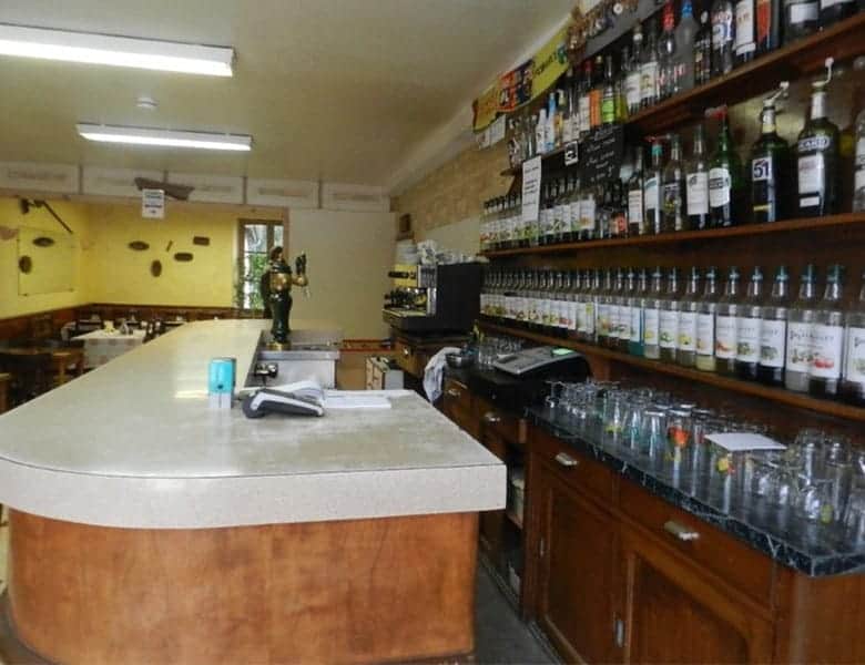 a-vendre-fonds-de-commerce-dun-hotel-restaurant-de-10-chambres-30-couverts-en-isere-5