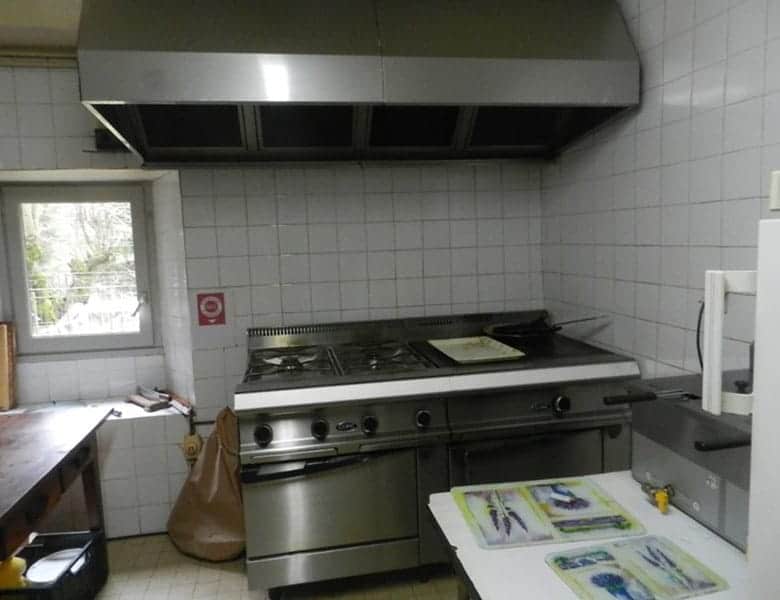 a-vendre-fonds-de-commerce-dun-hotel-restaurant-de-10-chambres-30-couverts-en-isere-17