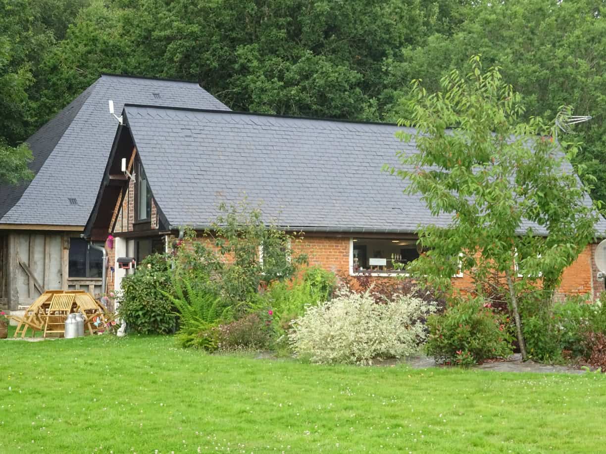 Domaine touristique de 850 m² sur un terrain de 8 ha dans l’Eure (27)